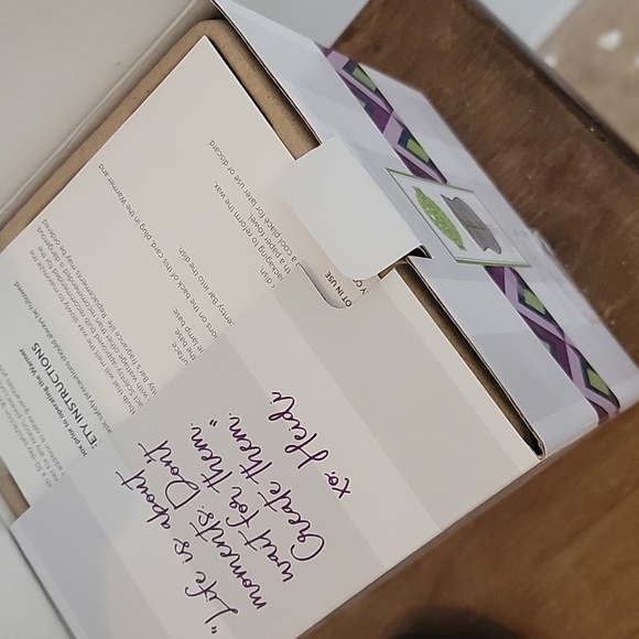 Scentsy Warmer Classic Curve Gray - Picture 4 of 4